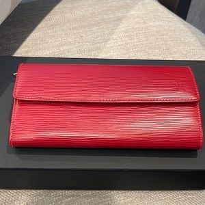 Louis Vuitton Epi Sarah Wallet Castilian Red